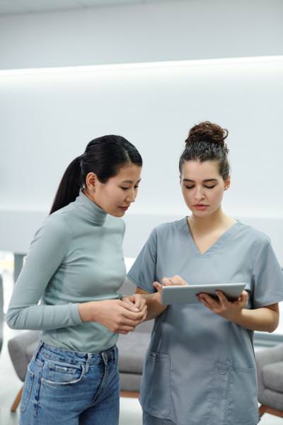 Einarbeitung und Einweisung in der außerklinischen Intensivpflege